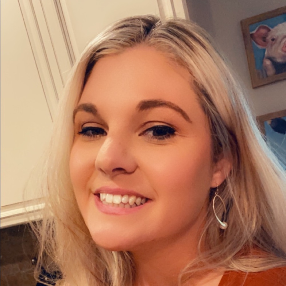 Meet your Posher, Melissa - Picture 1 of 1